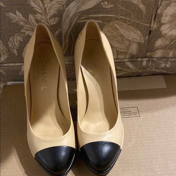 Chanel Beige and Black Women's Shoes - Picture 1 of 7